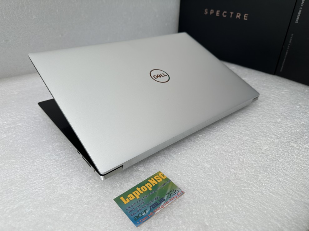 Dell XPS 15 9520 i7 12700H VGA RTX 3050