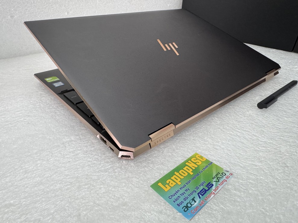 HP Spectre x360 15-df0013dx i7 8565U VGA